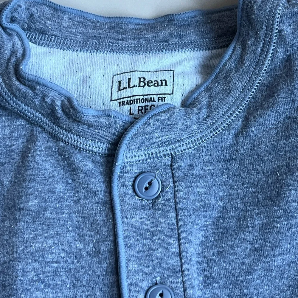 L.L. Bean Heather Blue Long Sleeve Henley Thermal Men’s Shirt size Large - Picture 2 of 12